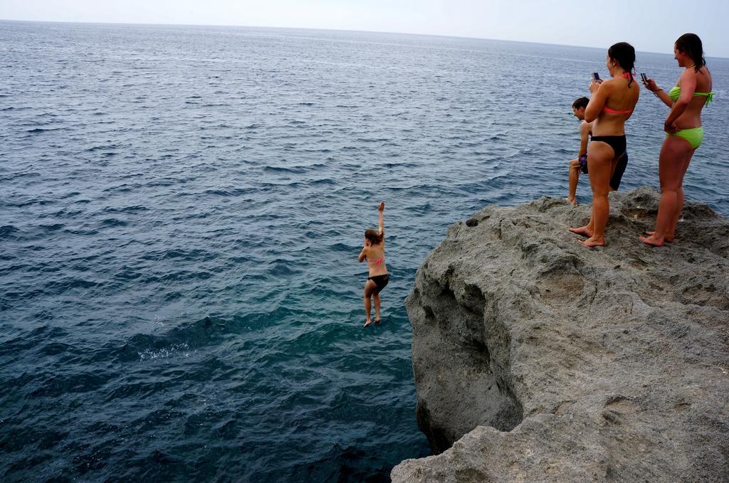 Ring Hostel Forio di Ischia Dış mekan fotoğraf