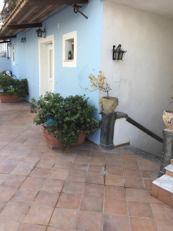Ring Hostel Forio di Ischia Dış mekan fotoğraf